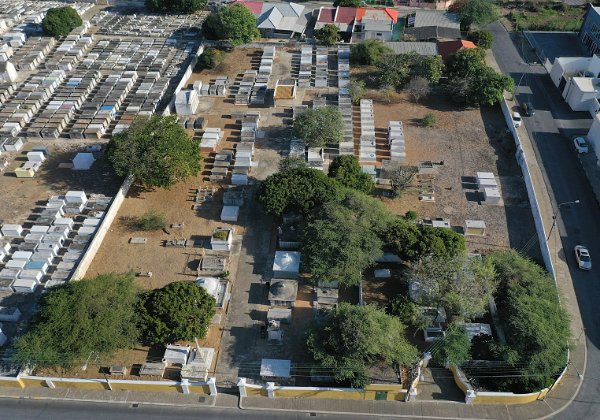 Curacao Cemetery: Masonic Cemetery Universelle (Roodeweg)