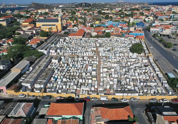 Curacao Cemetery: Old St. Anna Catholic Cemetary (Roodeweg)